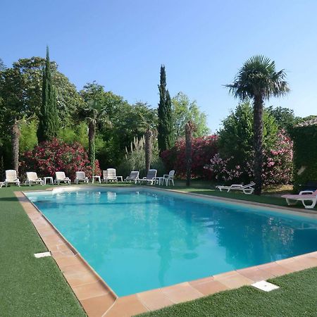 Entraigues-sur-la-Sorgue Hotel Du Parc, Avignon Est, The Originals City, מראה חיצוני תמונה