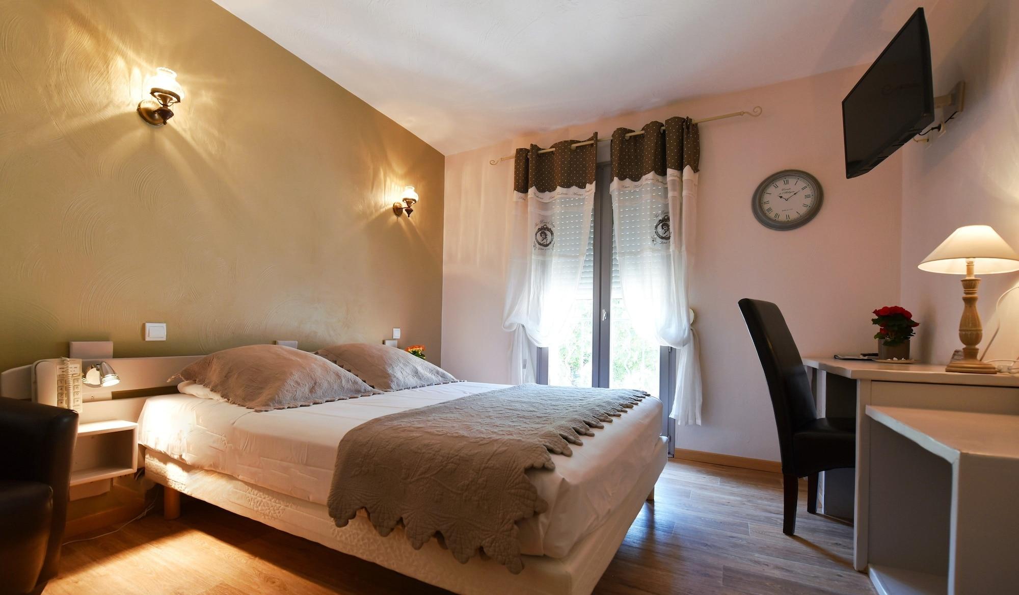 Entraigues-sur-la-Sorgue Hotel Du Parc, Avignon Est, The Originals City, מראה חיצוני תמונה