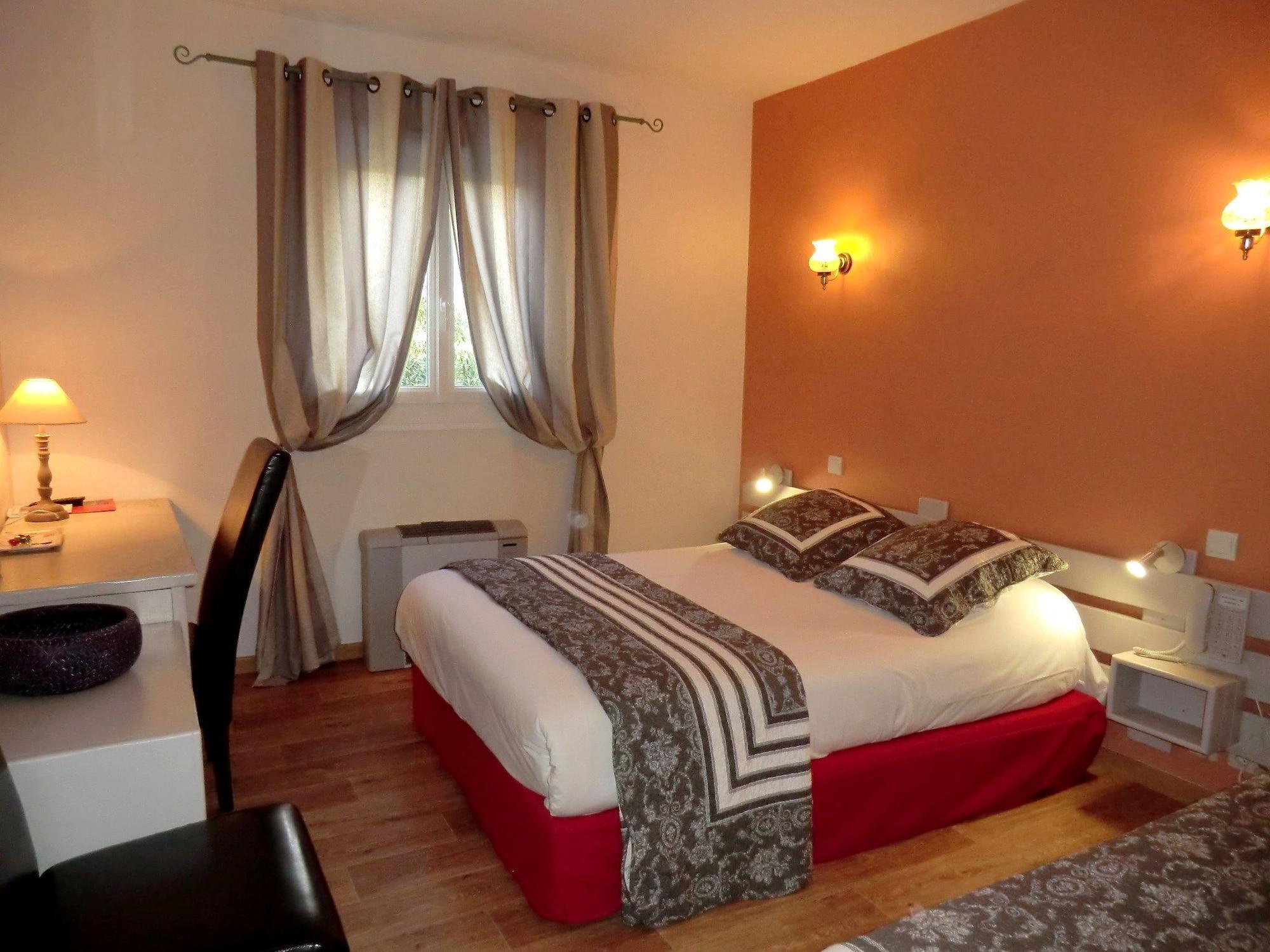 Entraigues-sur-la-Sorgue Hotel Du Parc, Avignon Est, The Originals City, מראה חיצוני תמונה