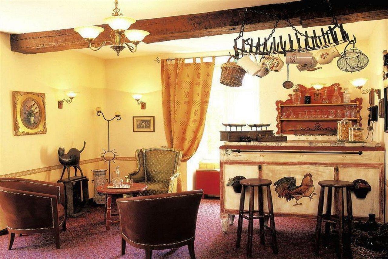 Entraigues-sur-la-Sorgue Hotel Du Parc, Avignon Est, The Originals City, מסעדה תמונה