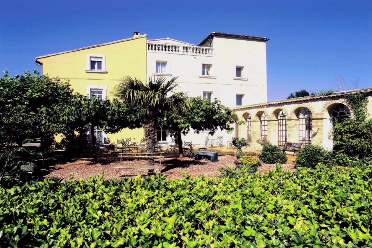 Entraigues-sur-la-Sorgue Hotel Du Parc, Avignon Est, The Originals City, מראה חיצוני תמונה