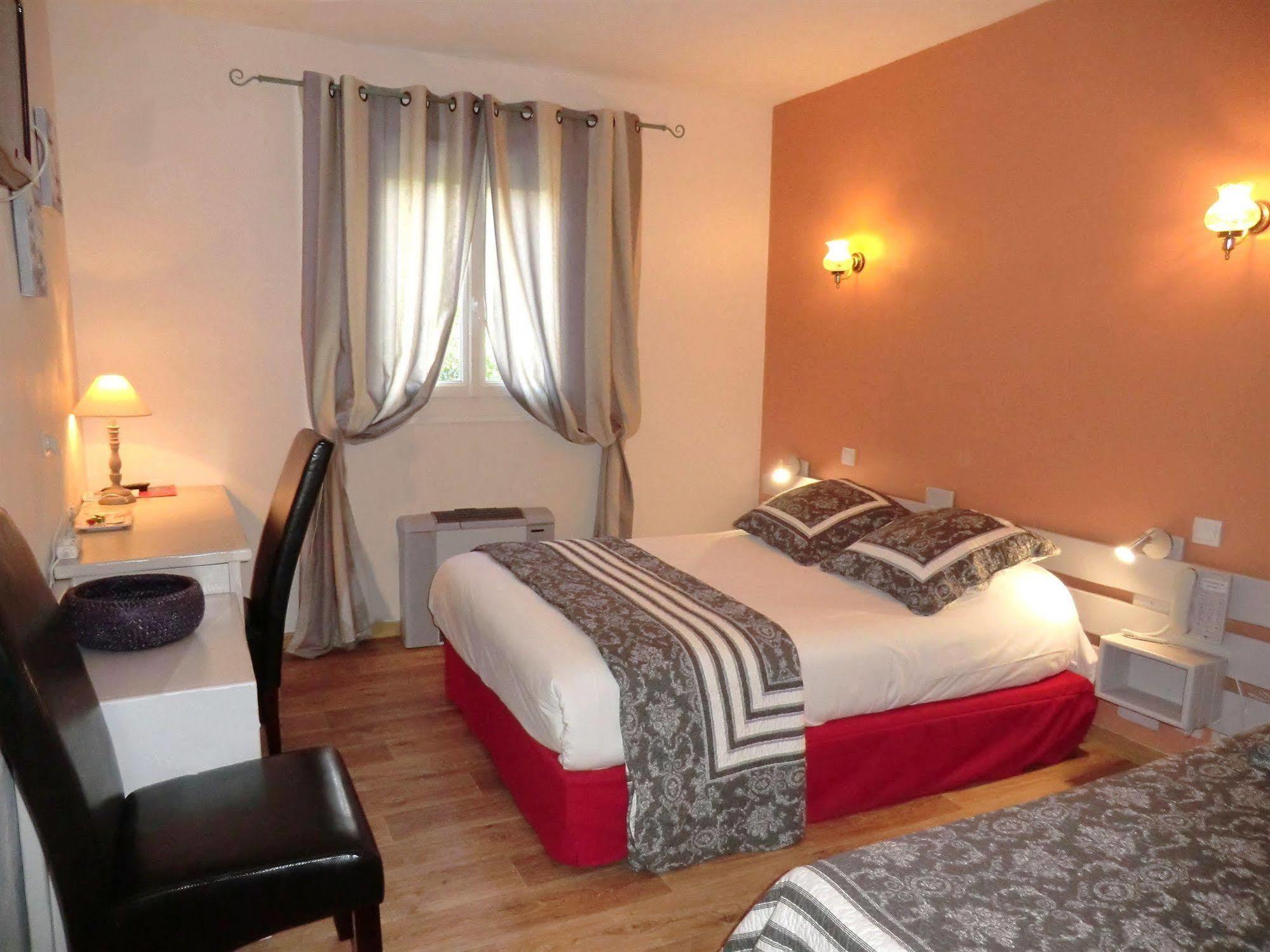 Entraigues-sur-la-Sorgue Hotel Du Parc, Avignon Est, The Originals City, מראה חיצוני תמונה